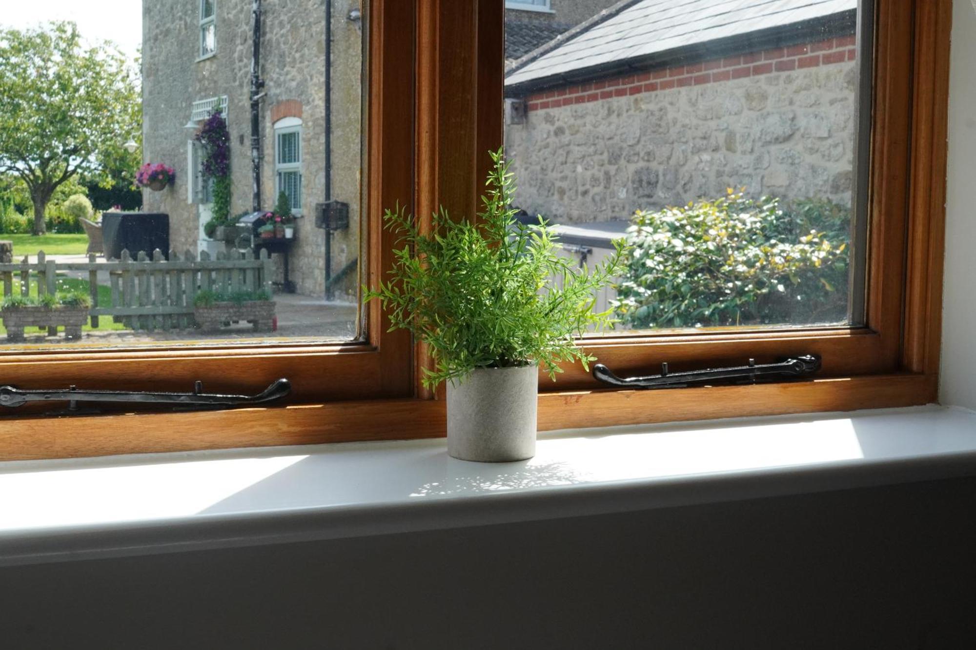 Hook Farm Cottages Royal Wootton Bassett Exteriér fotografie
